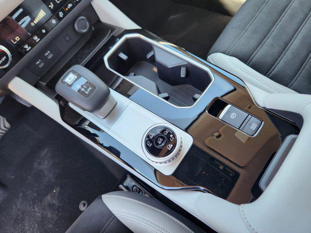 new 2025 Mitsubishi Outlander car, priced at $38,785