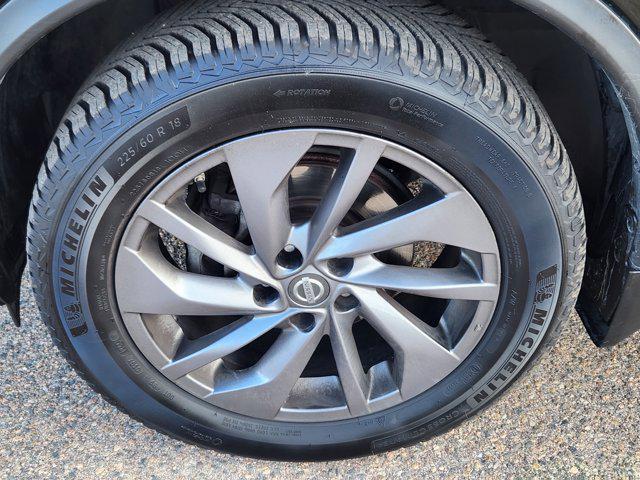 used 2016 Nissan Rogue car, priced at $15,995