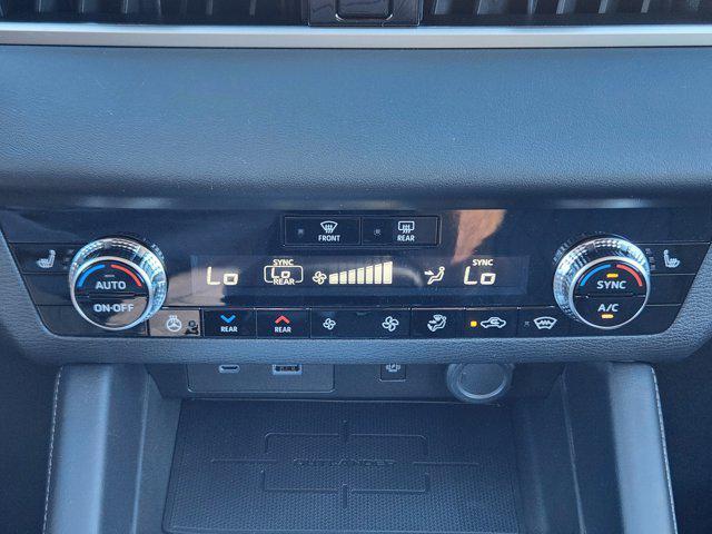 new 2025 Mitsubishi Outlander PHEV car, priced at $41,130