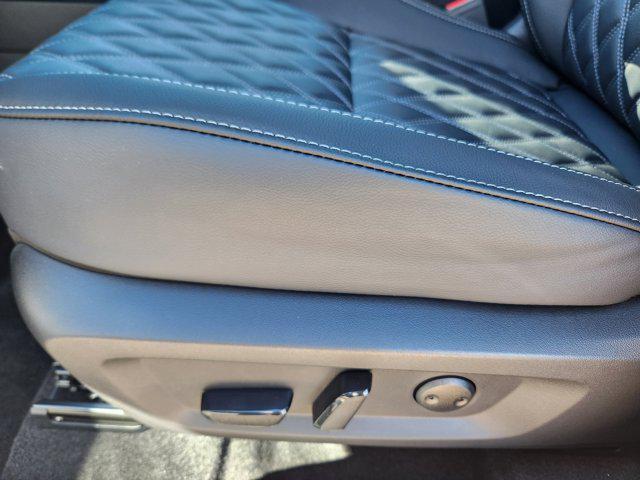 new 2025 Mitsubishi Outlander PHEV car, priced at $41,130