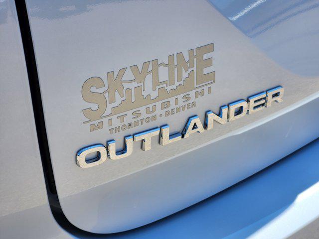 new 2025 Mitsubishi Outlander car, priced at $40,285