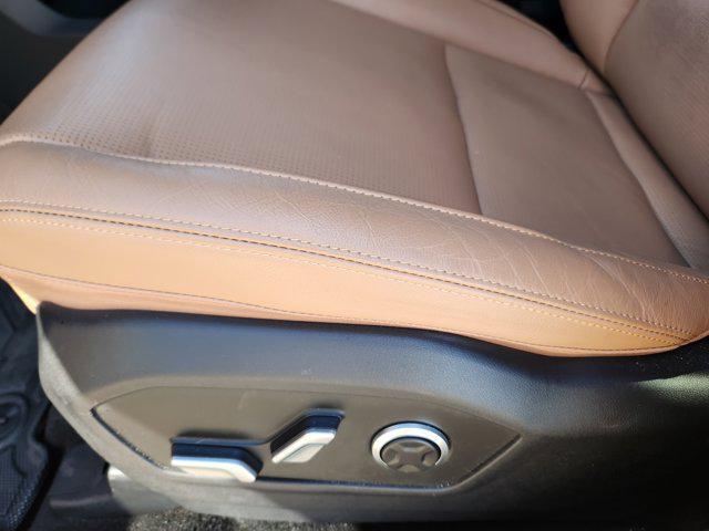 used 2025 Hyundai Santa Fe car, priced at $37,555