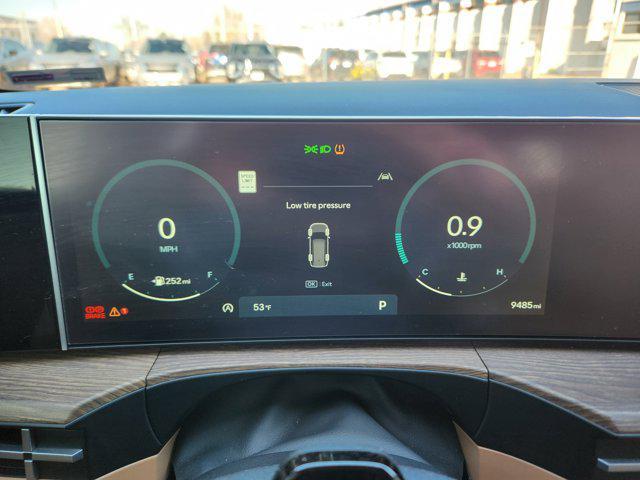 used 2025 Hyundai Santa Fe car, priced at $37,555