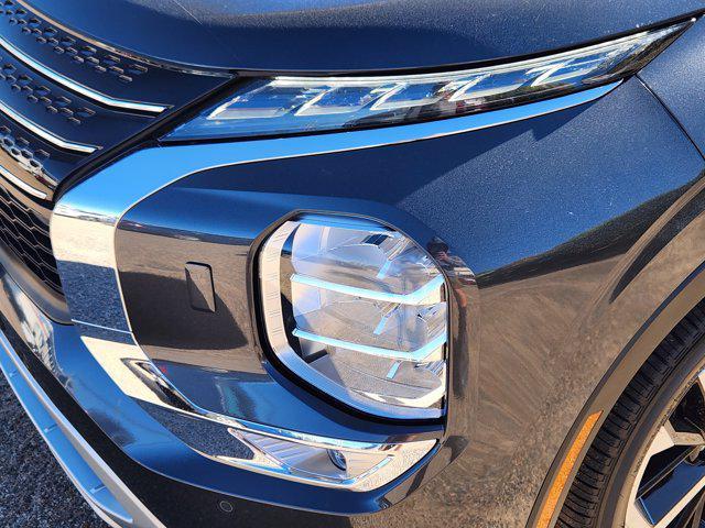 new 2025 Mitsubishi Outlander PHEV car, priced at $37,870