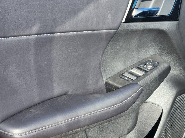 new 2025 Mitsubishi Outlander PHEV car, priced at $37,870