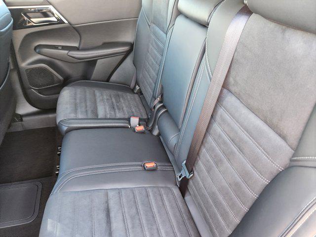 new 2025 Mitsubishi Outlander PHEV car, priced at $37,870