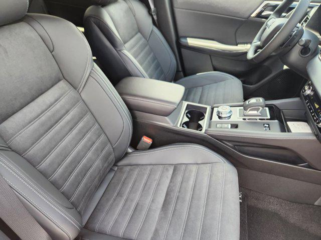 new 2025 Mitsubishi Outlander PHEV car, priced at $40,275