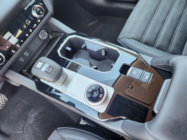 new 2025 Mitsubishi Outlander car, priced at $35,100