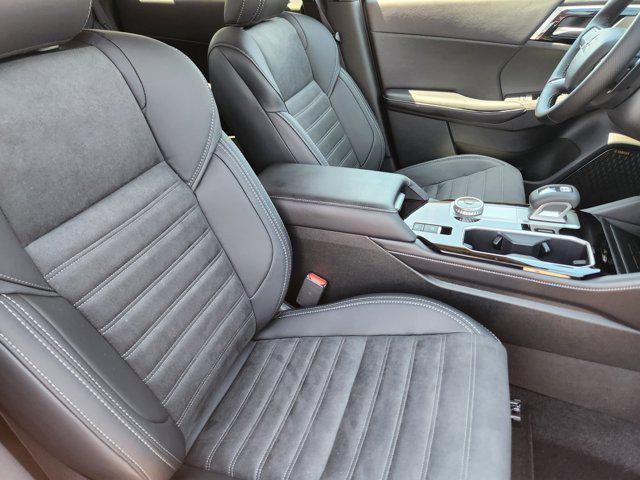 new 2025 Mitsubishi Outlander car, priced at $35,100