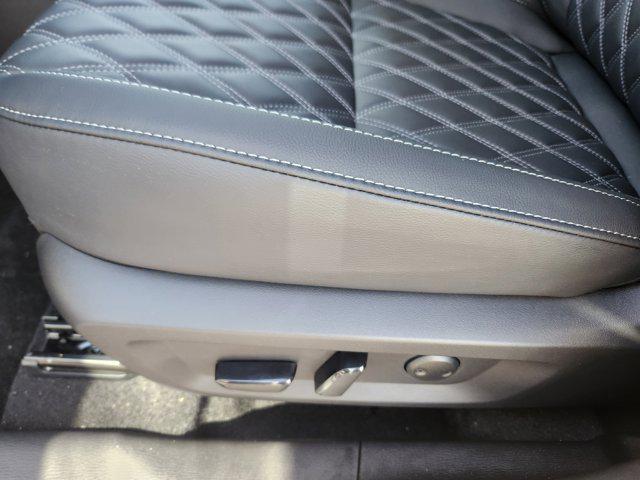 new 2025 Mitsubishi Outlander PHEV car, priced at $41,130