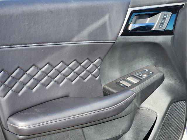 new 2025 Mitsubishi Outlander PHEV car, priced at $44,785