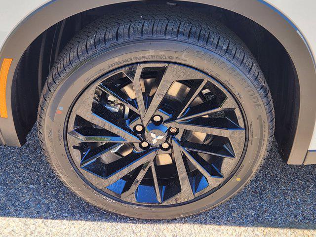 new 2025 Mitsubishi Outlander PHEV car, priced at $44,785