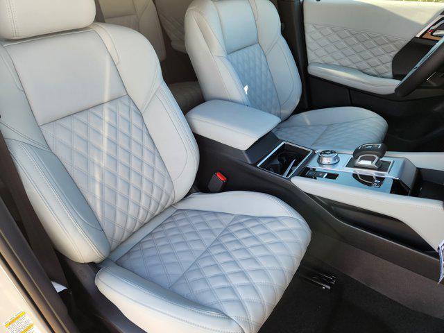 new 2025 Mitsubishi Outlander PHEV car, priced at $41,130