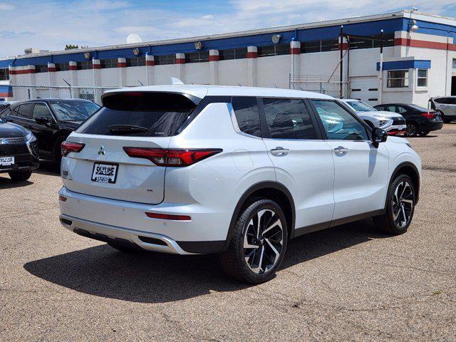 new 2024 Mitsubishi Outlander car, priced at $32,660