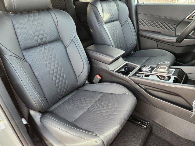 new 2025 Mitsubishi Outlander PHEV car, priced at $44,190