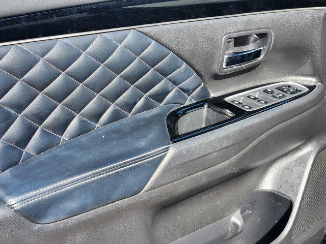 used 2021 Mitsubishi Outlander PHEV car, priced at $18,529