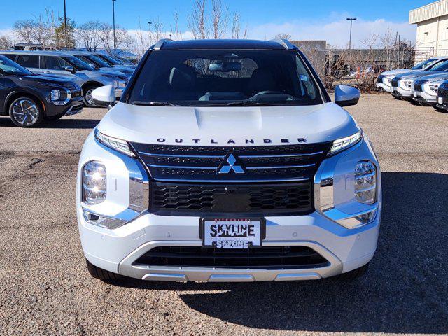 new 2024 Mitsubishi Outlander car, priced at $38,475