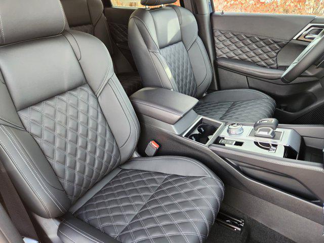 new 2025 Mitsubishi Outlander PHEV car, priced at $41,130