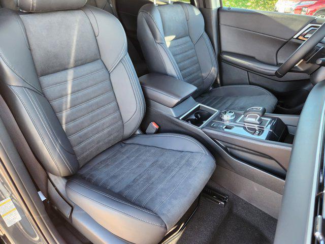 new 2025 Mitsubishi Outlander PHEV car, priced at $37,870