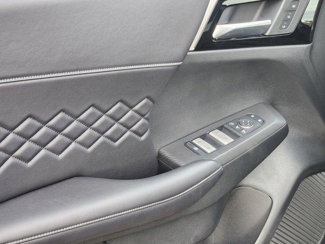 new 2025 Mitsubishi Outlander PHEV car, priced at $44,190