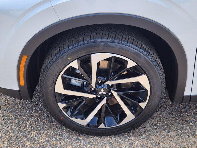 new 2025 Mitsubishi Outlander PHEV car, priced at $38,730