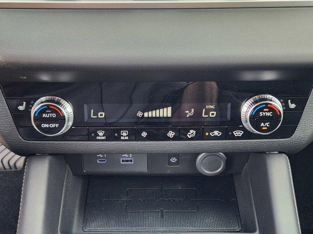 new 2025 Mitsubishi Outlander PHEV car, priced at $38,730