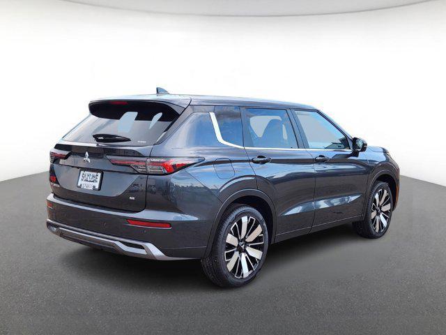 new 2025 Mitsubishi Outlander car, priced at $36,100