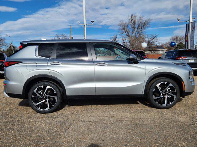 new 2024 Mitsubishi Outlander car, priced at $34,015