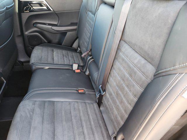 new 2025 Mitsubishi Outlander PHEV car, priced at $37,770