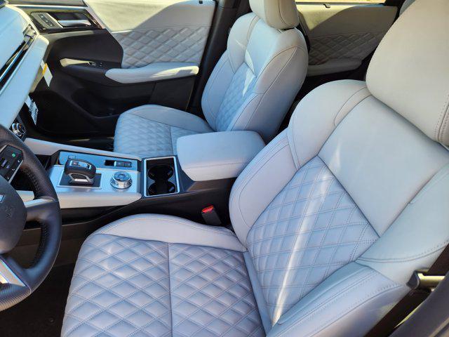 new 2025 Mitsubishi Outlander PHEV car, priced at $41,130