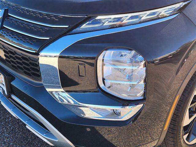 new 2025 Mitsubishi Outlander PHEV car, priced at $41,725