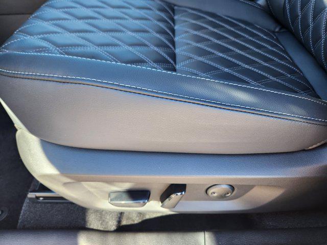 new 2025 Mitsubishi Outlander PHEV car, priced at $41,725