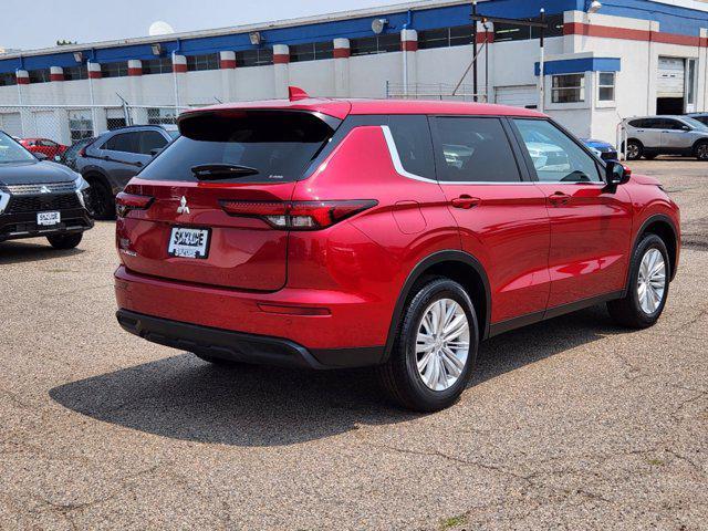 new 2024 Mitsubishi Outlander car, priced at $31,290