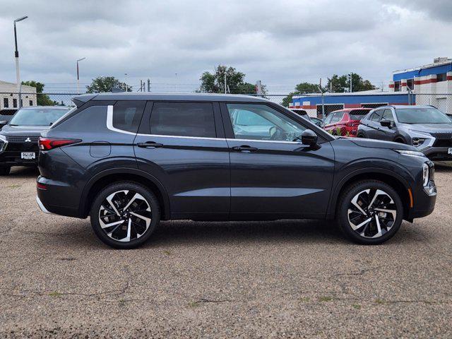 new 2024 Mitsubishi Outlander car, priced at $33,565