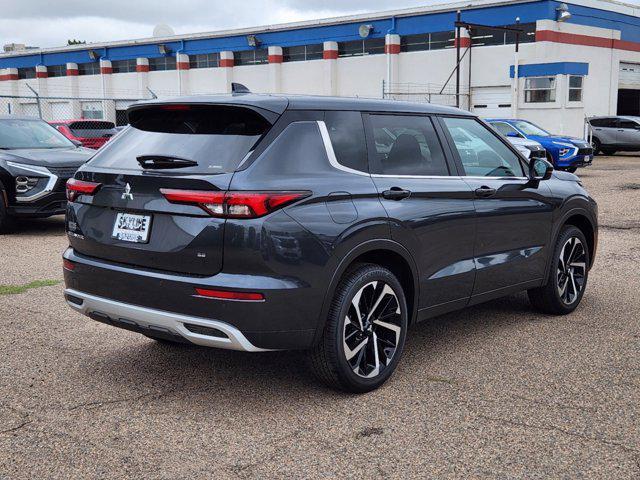 new 2024 Mitsubishi Outlander car, priced at $33,565