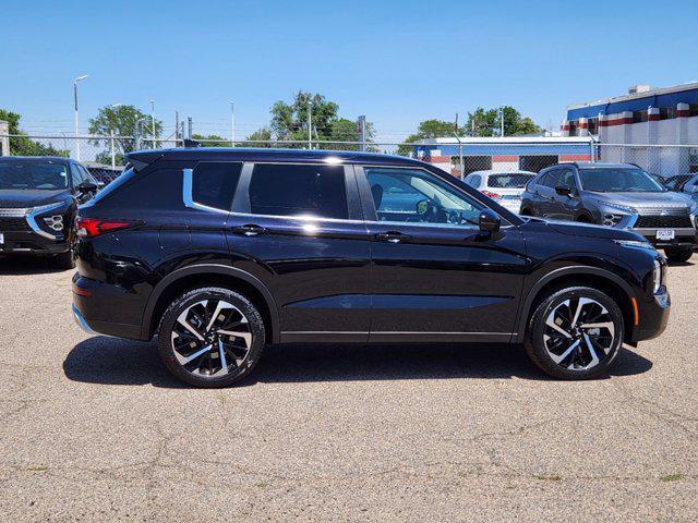 new 2024 Mitsubishi Outlander car, priced at $33,505