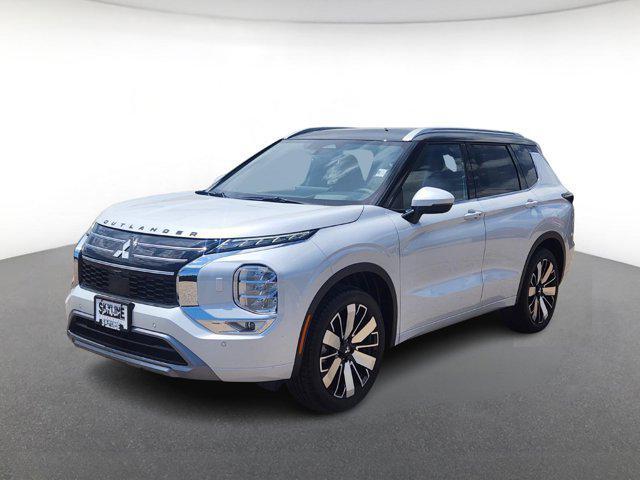 new 2025 Mitsubishi Outlander car, priced at $43,645