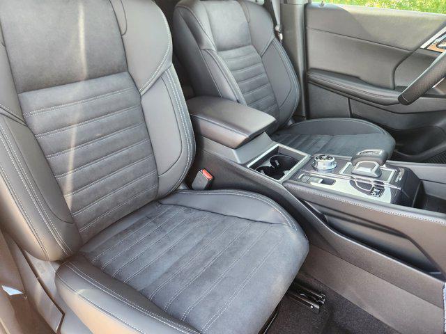 new 2025 Mitsubishi Outlander PHEV car, priced at $39,870