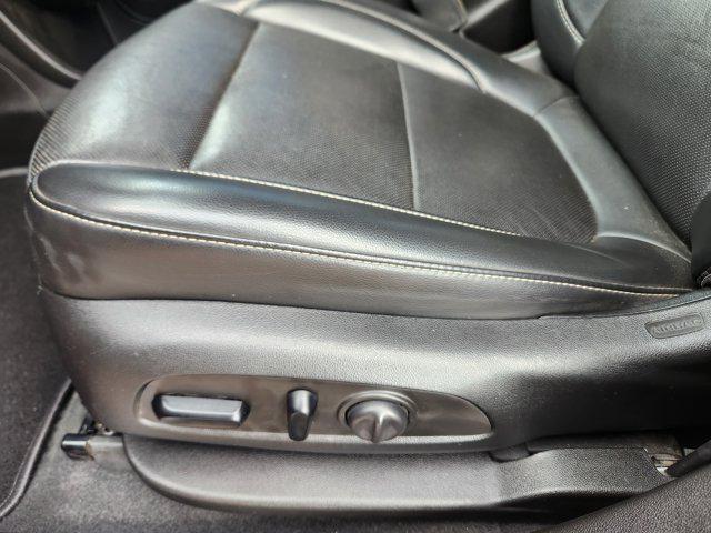 used 2023 GMC Acadia car, priced at $27,076