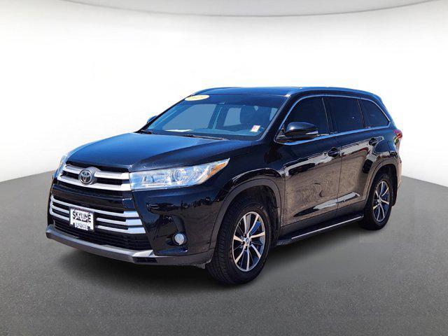 used 2019 Toyota Highlander car, priced at $27,172