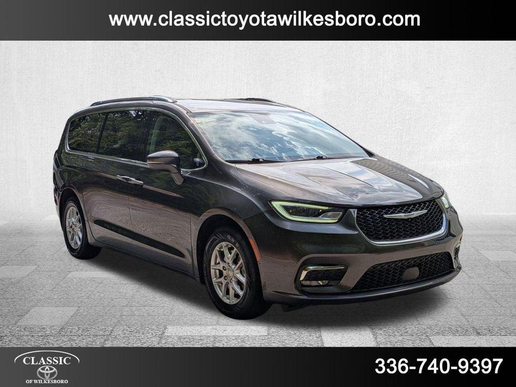 used 2021 Chrysler Pacifica car, priced at $18,798