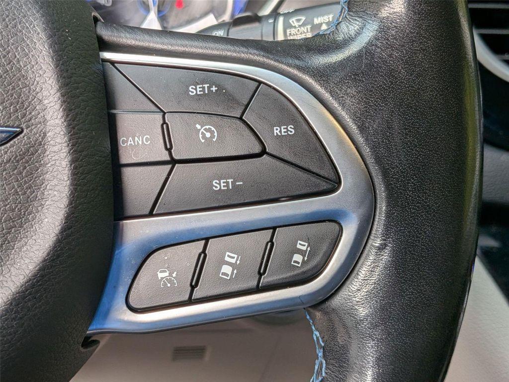 used 2021 Chrysler Pacifica car, priced at $18,798
