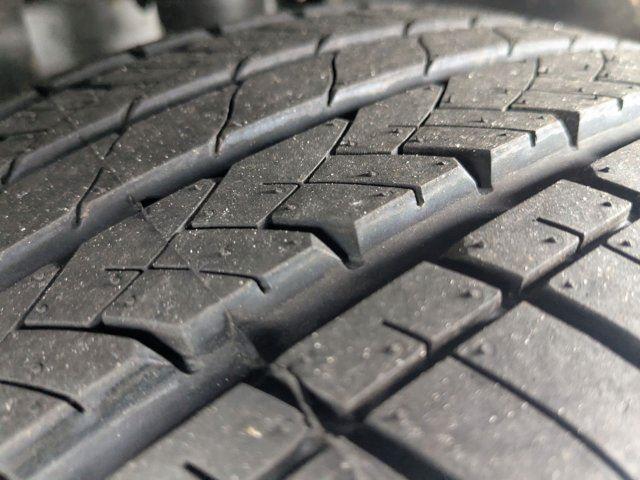 used 2019 Jeep Cherokee car, priced at $16,498