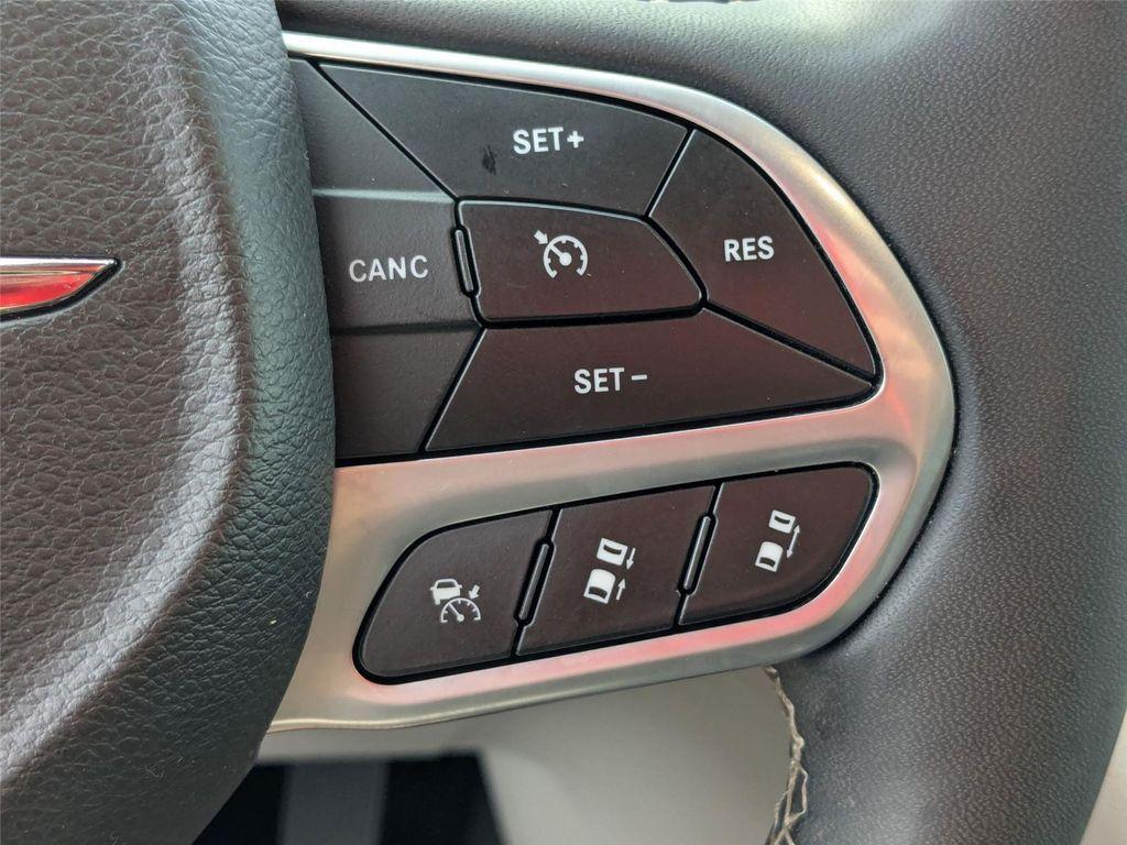 used 2023 Chrysler Pacifica car, priced at $19,298