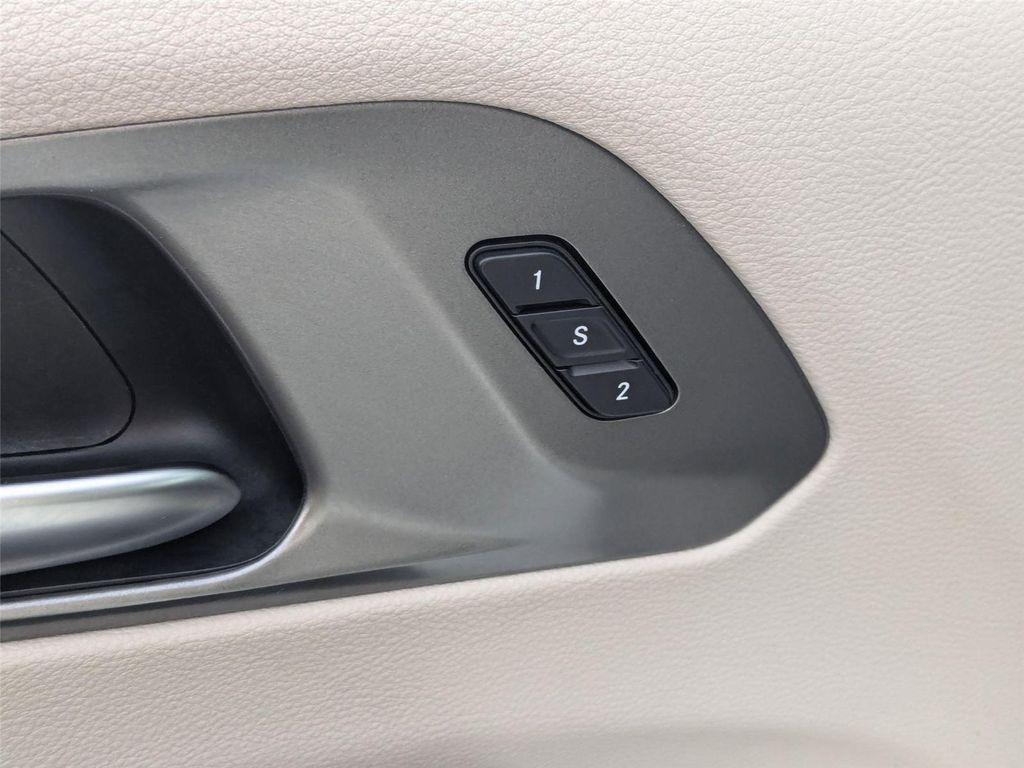 used 2023 Chrysler Pacifica car, priced at $19,298