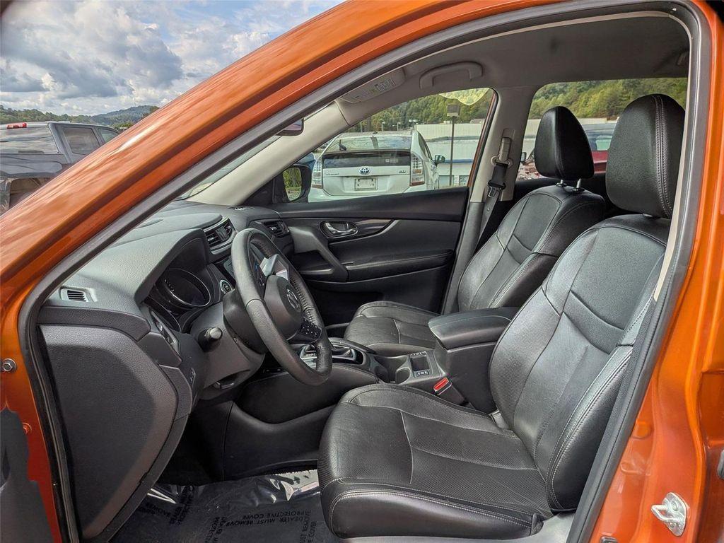 used 2019 Nissan Rogue car, priced at $19,798