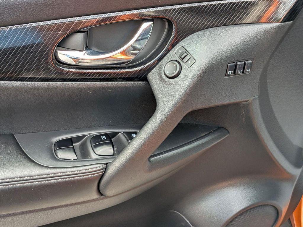 used 2019 Nissan Rogue car, priced at $19,798