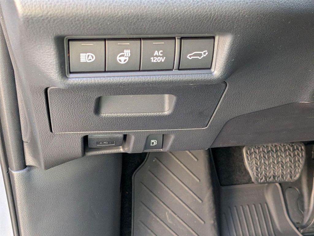 new 2026 Toyota Highlander Hybrid car, priced at $56,235