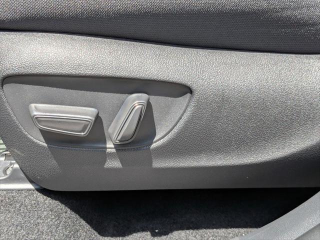 new 2025 Toyota Highlander car, priced at $46,780
