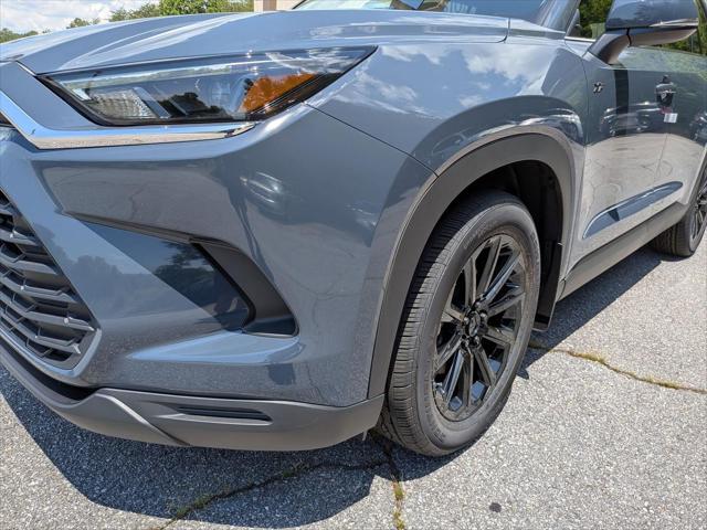 new 2025 Toyota Highlander car, priced at $46,780